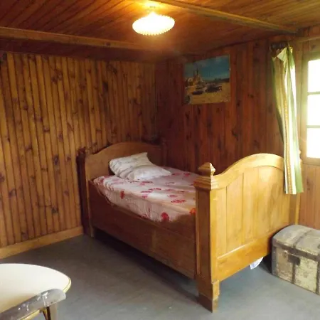 Prázdninový dům Maison Spacieuse Au Bugue Avec Jardin Et Equipements Sportifs